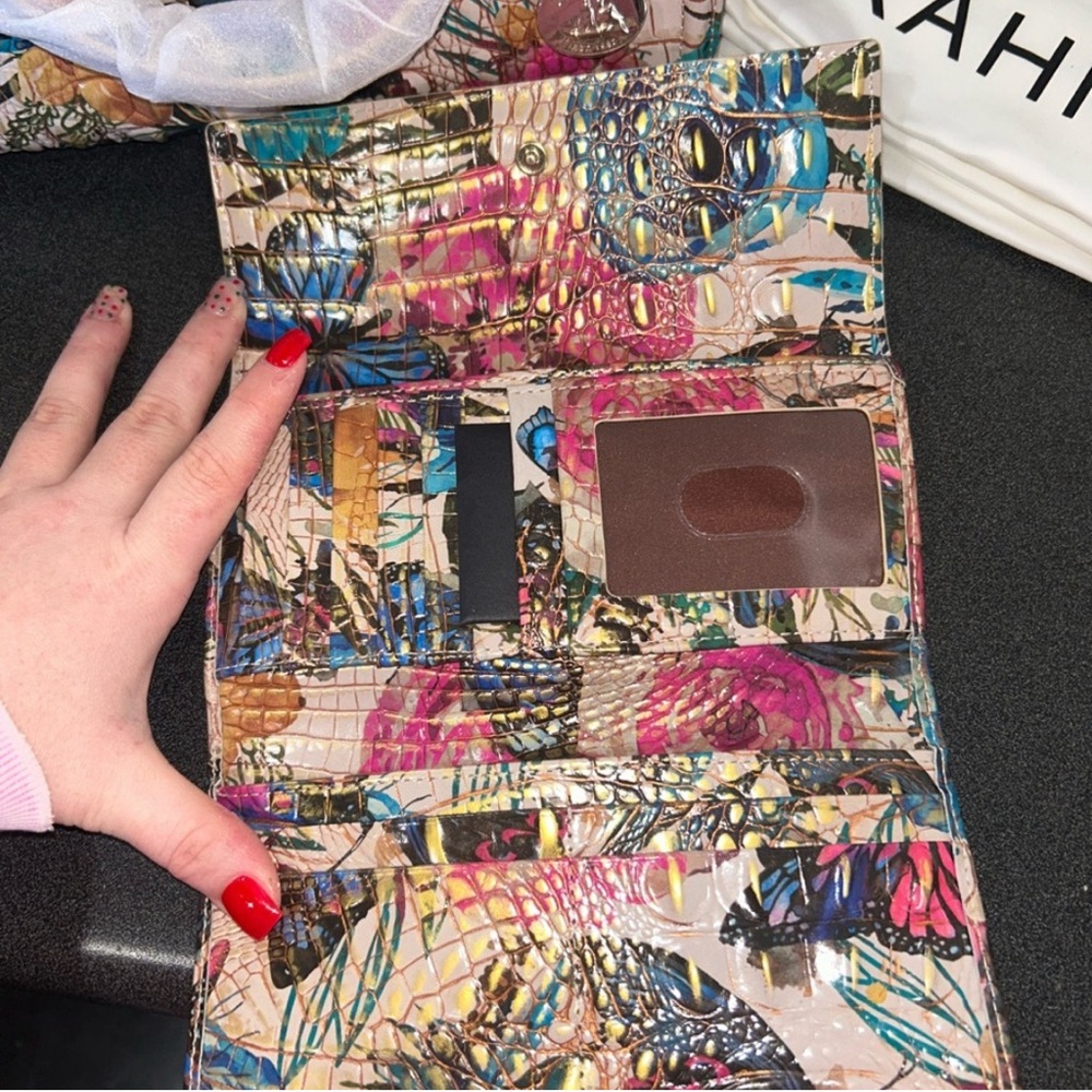 Brahmin Melbourne Croc Embossed Multicolor Floral Satchel and Wallet Set - Picture 5 of 6